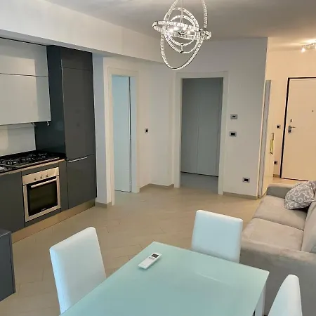 Santa D'amare Con Terrazzo E Box Auto Privato * Santa Margherita Ligure