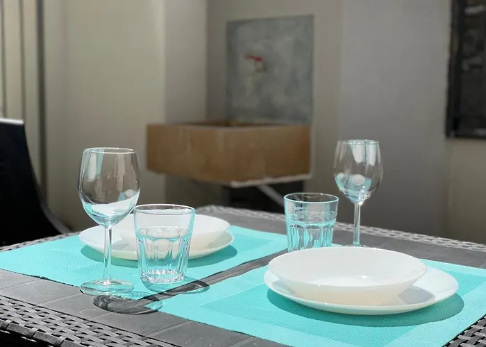 Santa D'amare Con Terrazzo E Box Auto Privato