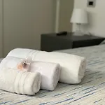 Santa D'amare Con Terrazzo E Box Auto Privato *