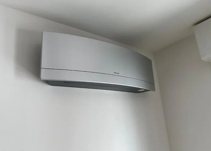 Santa D'amare Con Terrazzo E Box Auto Privato * 산타마르게리타리구레